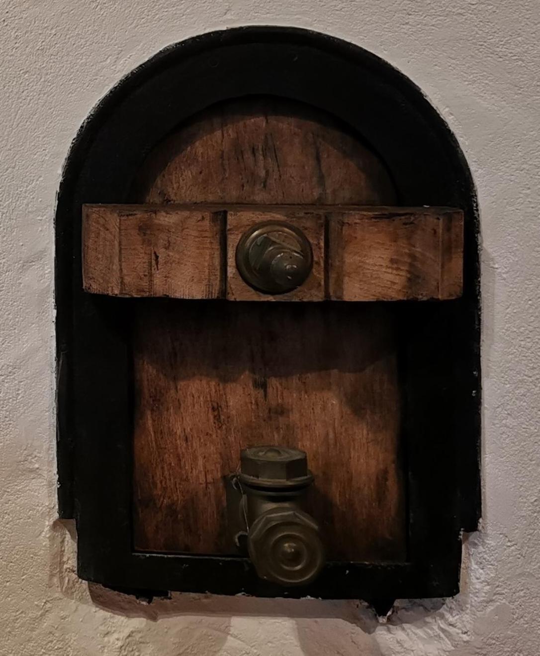 Le Petit Chai Niche Sous La Cite, قرقشونه المظهر الخارجي الصورة